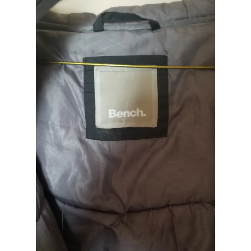 Bench Jacket - Picture 6 of 10